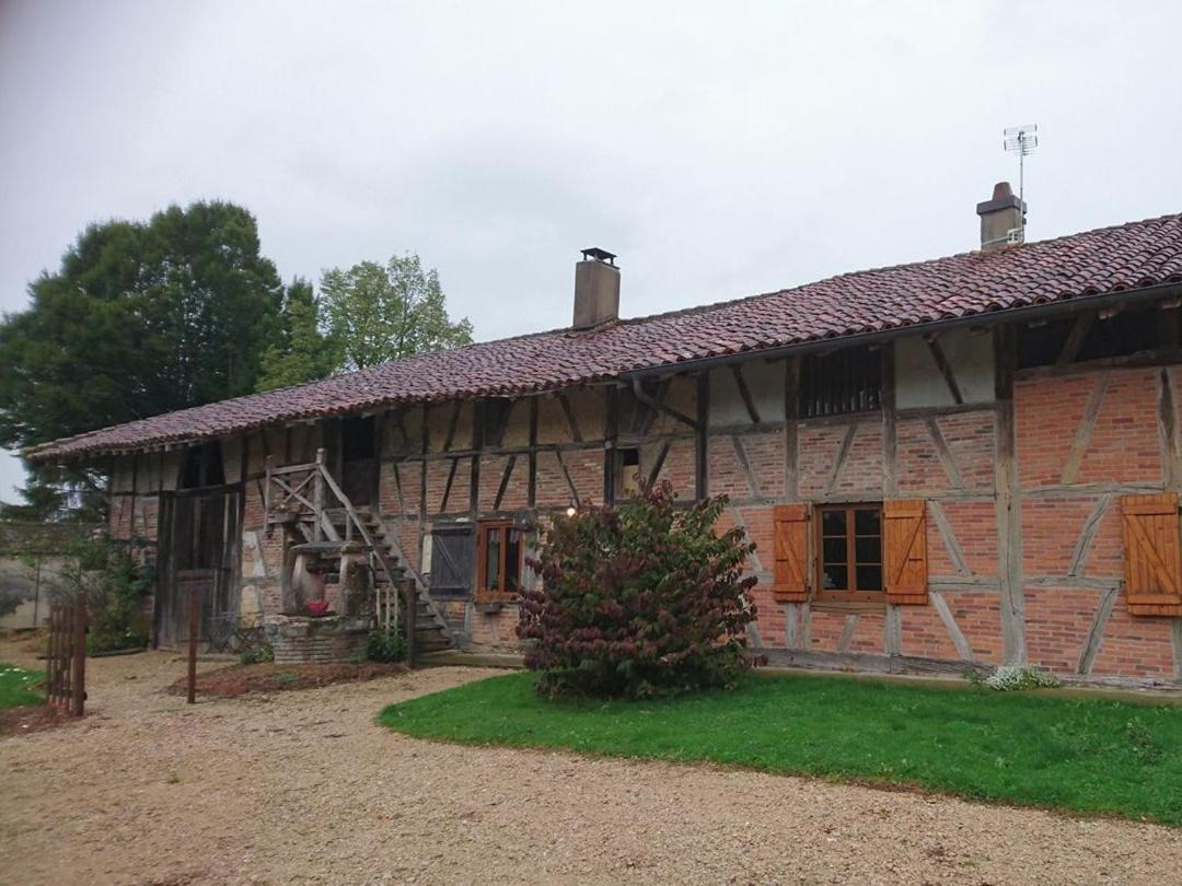 A La Poularde B&B Curciat-Dongalon Bagian luar foto