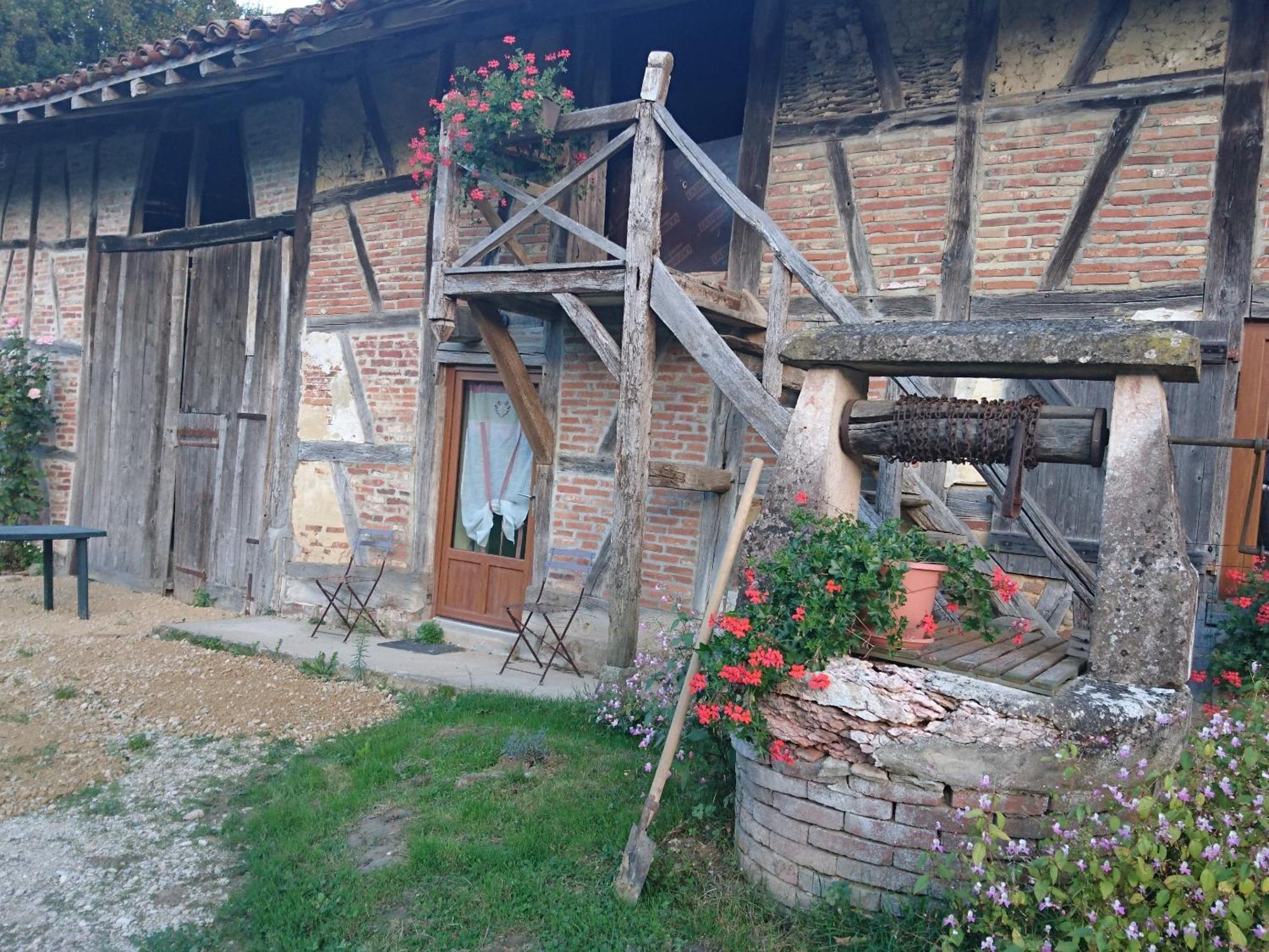A La Poularde B&B Curciat-Dongalon Bagian luar foto