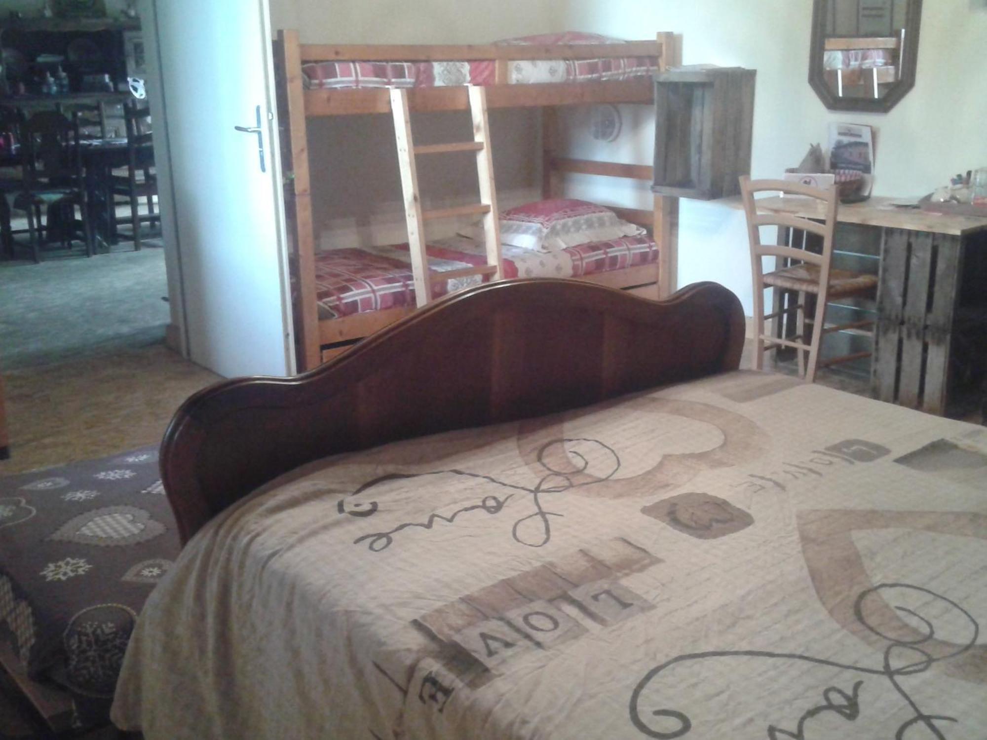 A La Poularde B&B Curciat-Dongalon Ruang foto