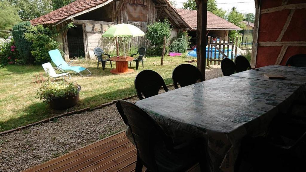 A La Poularde B&B Curciat-Dongalon Ruang foto